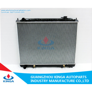Radiador de alumínio de peças automotivas para Nissan Pathfinder′00-02 OEM 21460-Vg300 Ape50 em